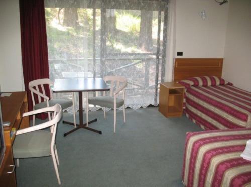 Country 2 Coast Motor Inn Coffs Harbour Bilik gambar